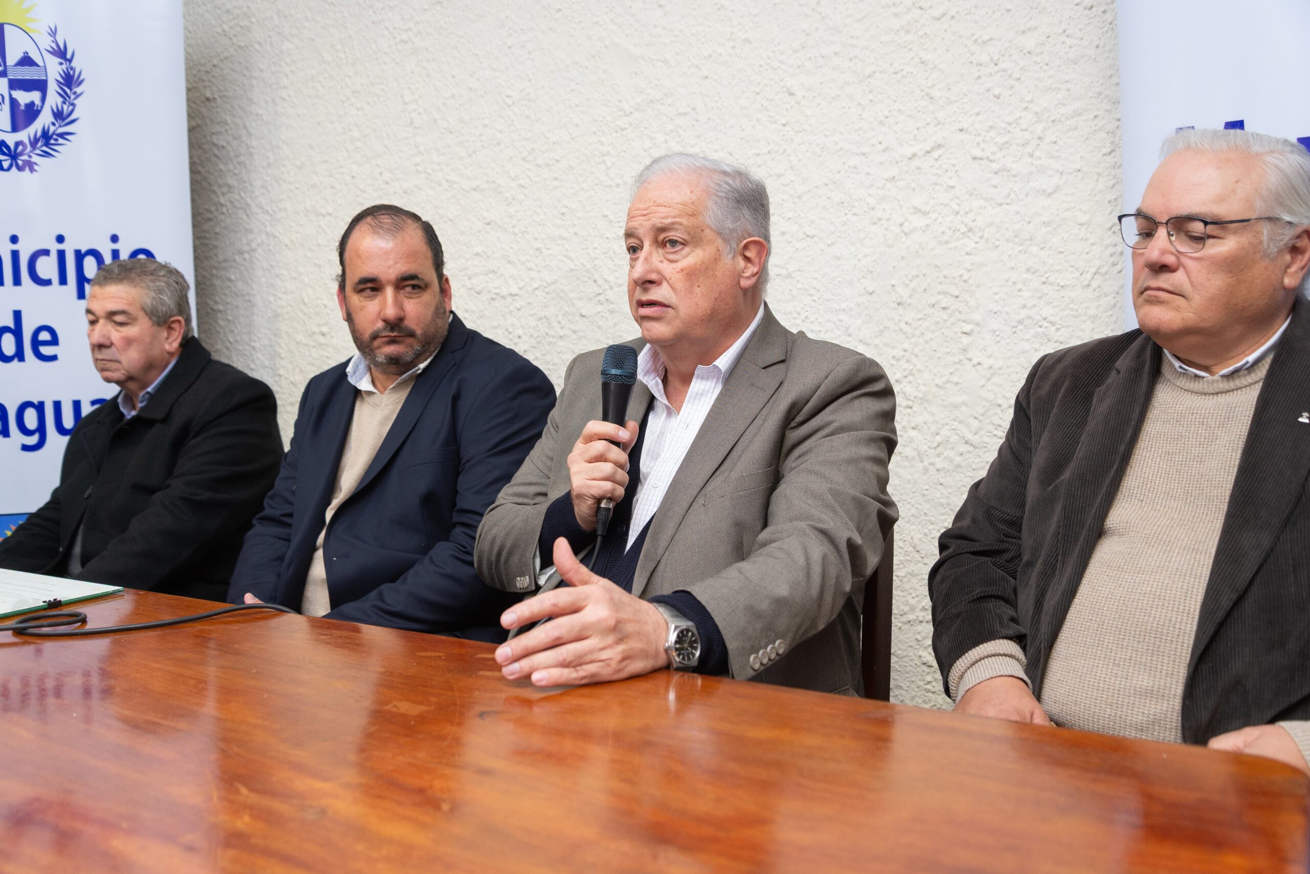 Álvaro Mattos asumió como alcalde de Caraguatá