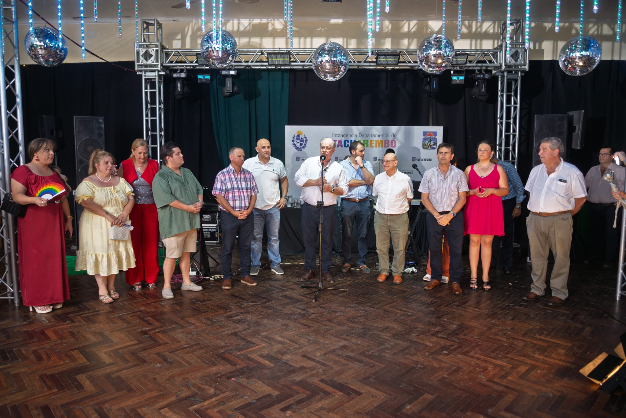 Unas 400 personas compartieron la «Navidad entre todos»