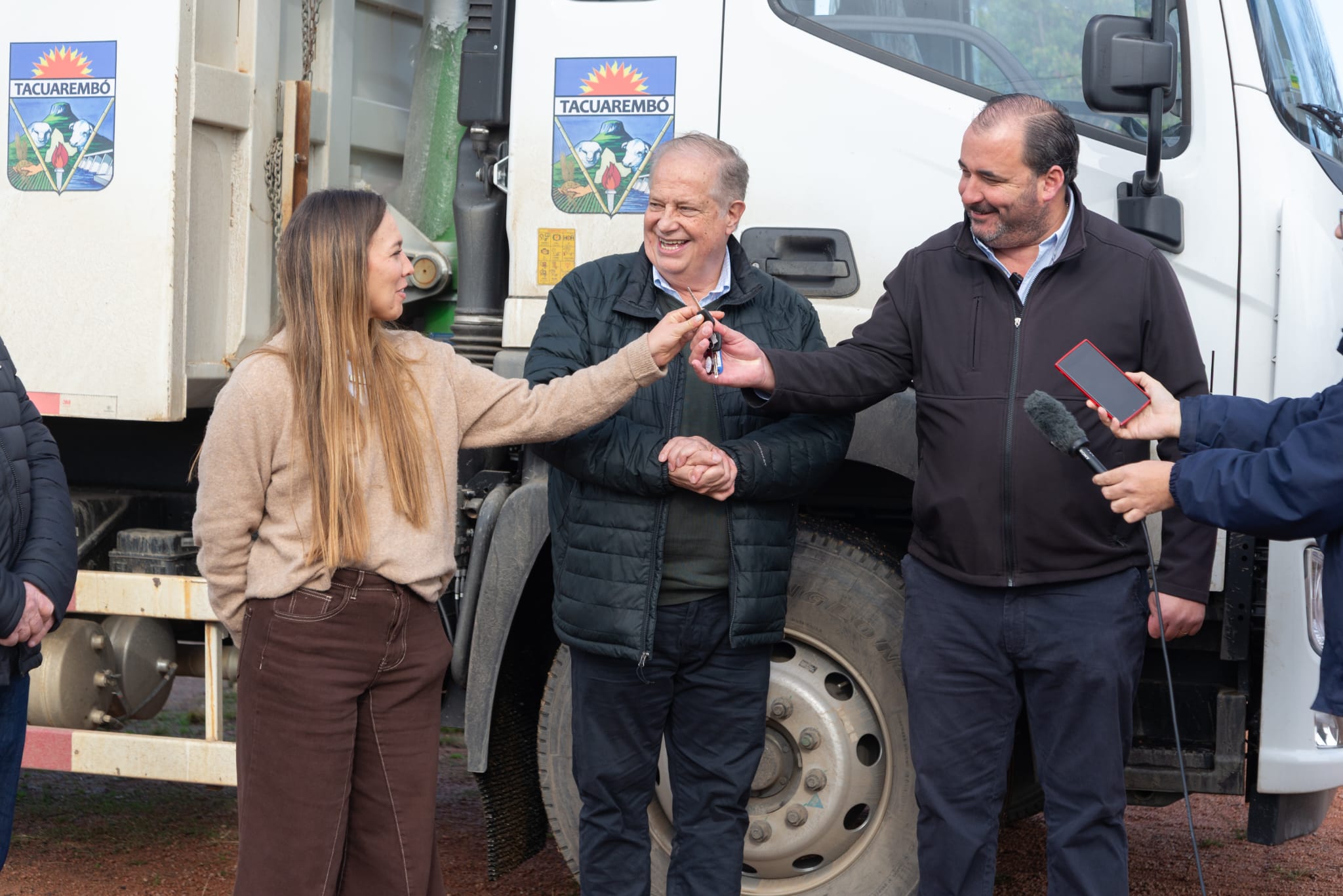 Villa Caraguatá incorporó un camión de 10 toneladas para fortalecer la caminería y los servicios municipales