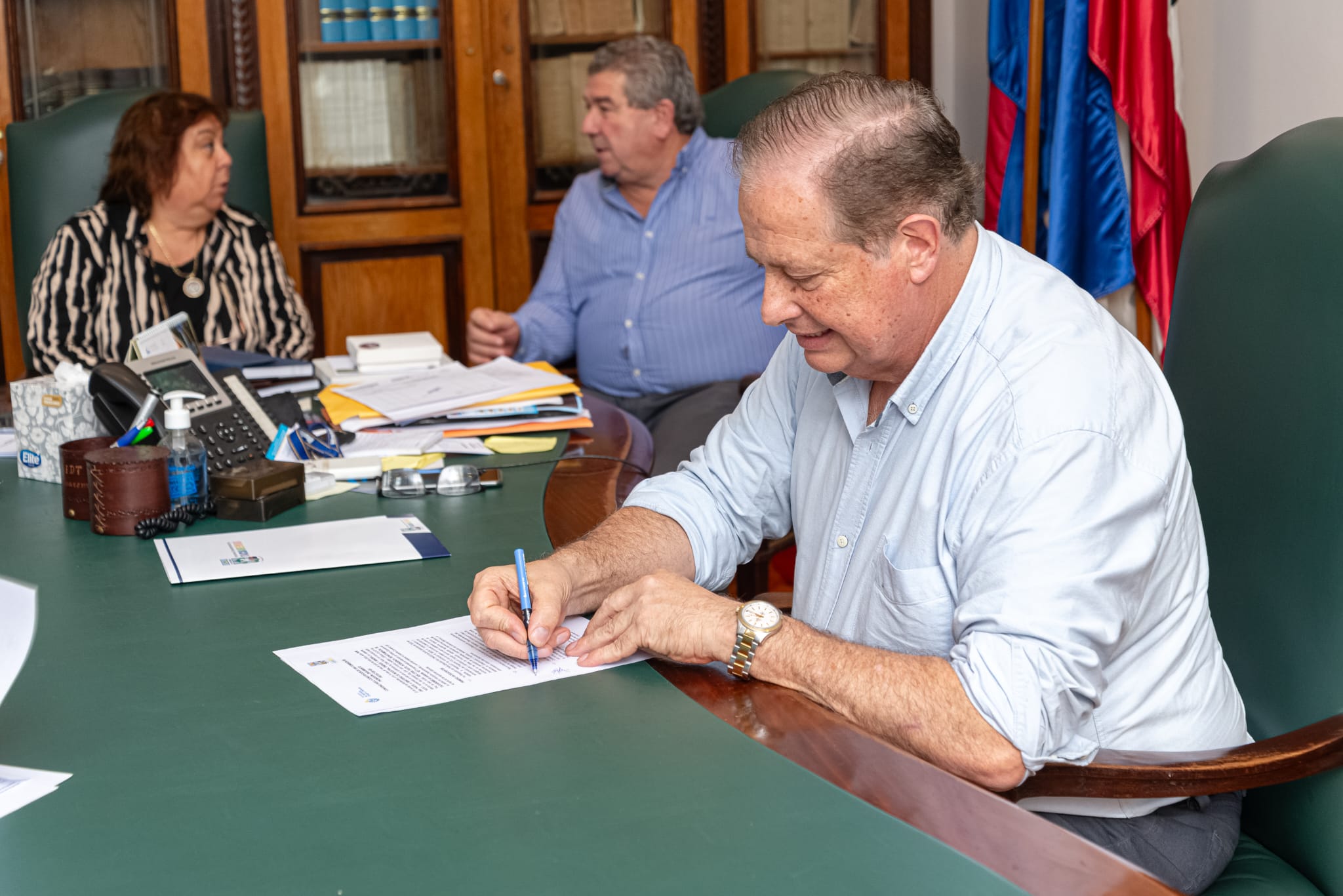 MIEM e IDT firmaron un convenio para crear una comisión que informará y dará seguimiento a los proyectos de hidrógeno verde