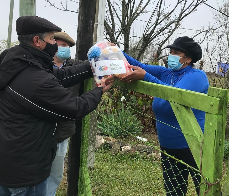 Continúa entrega de Canastas en Zonas Rurales
