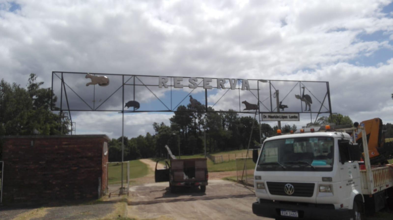 La Reserva con nuevo cartel indicador