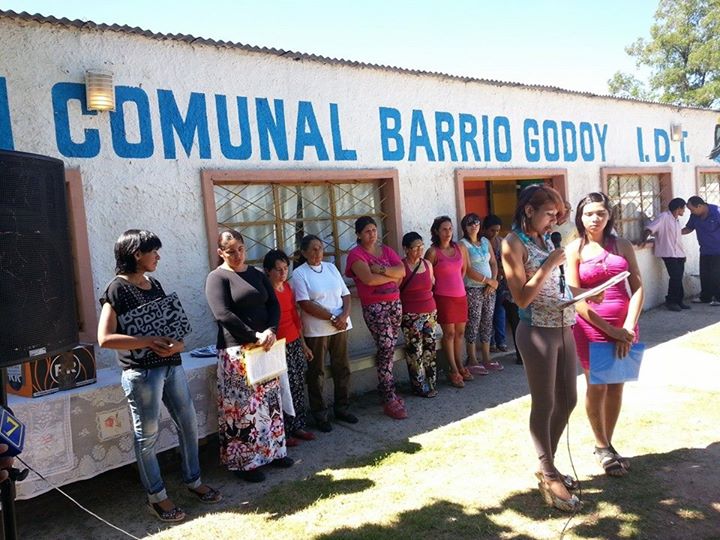 Reunión informativa en barrio Godoy