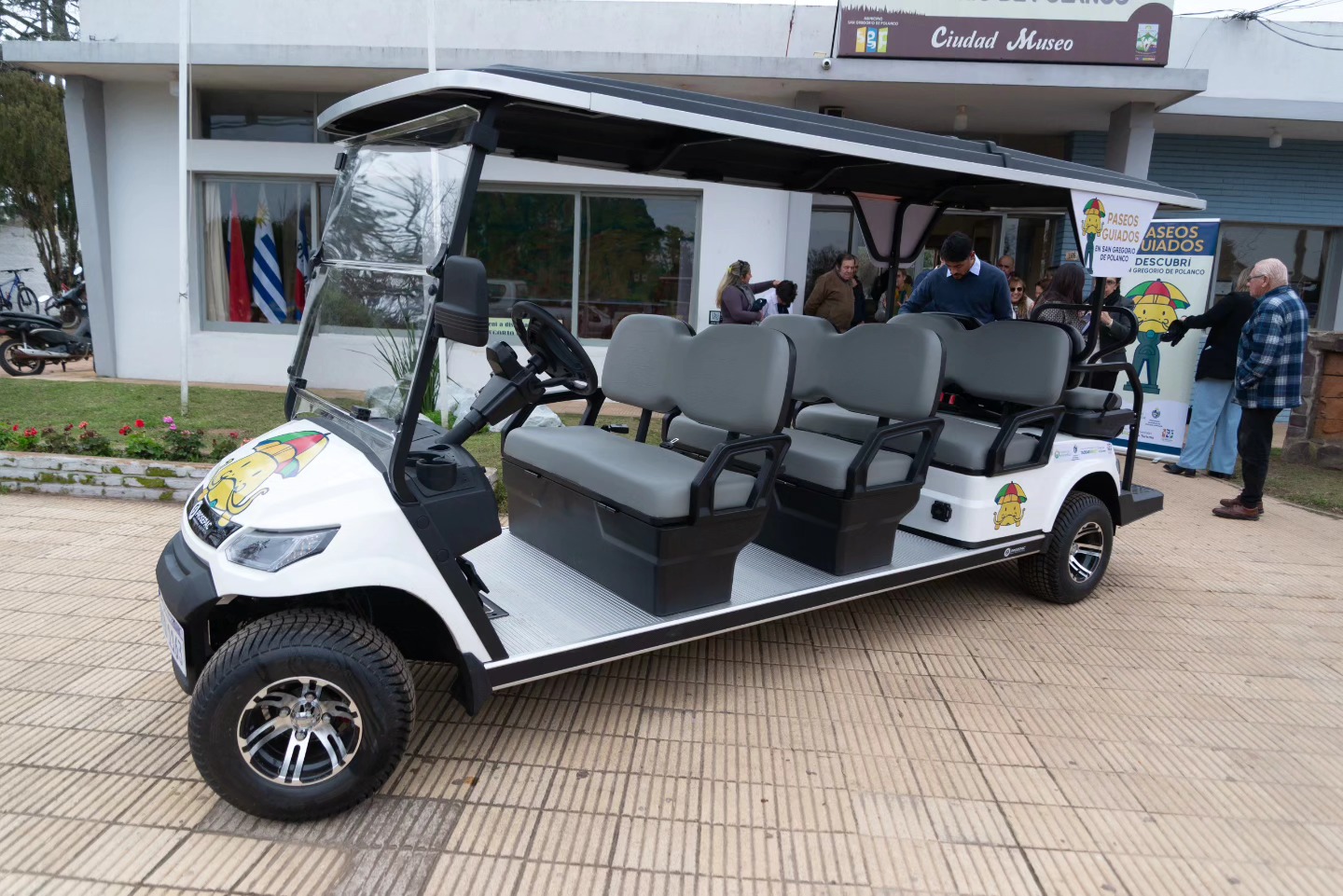 San Gregorio de Polanco presentó “Polanquito”: un carrito eléctrico para potenciar el turismo todo el año