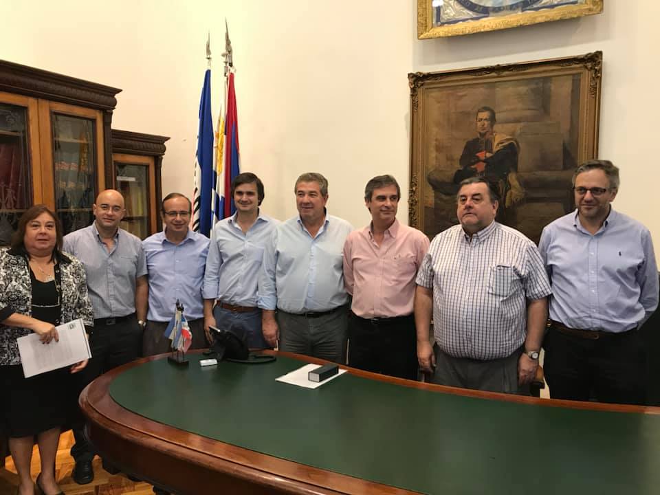 Se firmó el contrato de obra pública para la construcción de la Residencia Estudiantil Universitaria que albergará a 250 estudiantes
