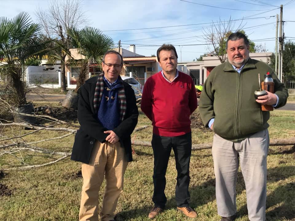 El Intendente Eber Da Rosa impulsa la plantación de 500 árboles