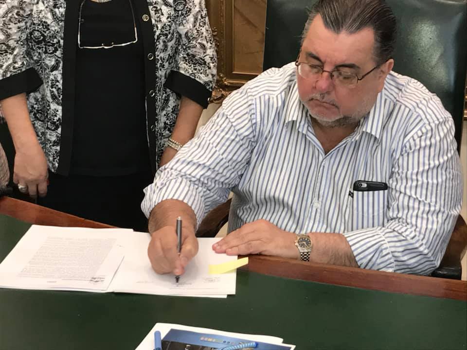 Se realizará un recambio total de la luminaria de la ciudad