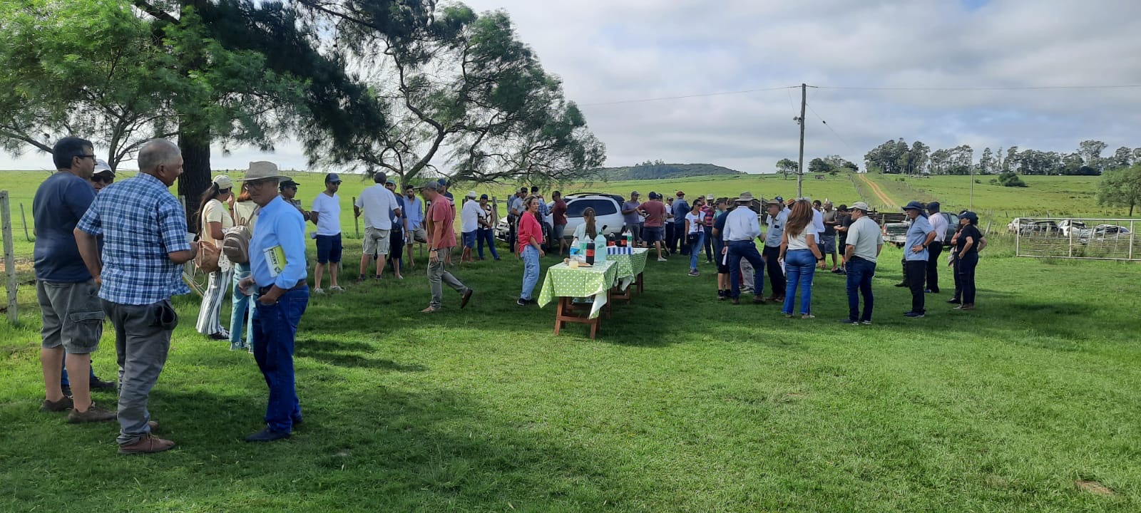 Productores participaron de charla sobre Gestión del Campo Natural y Siembra de Pasturas en la Sexta Sección