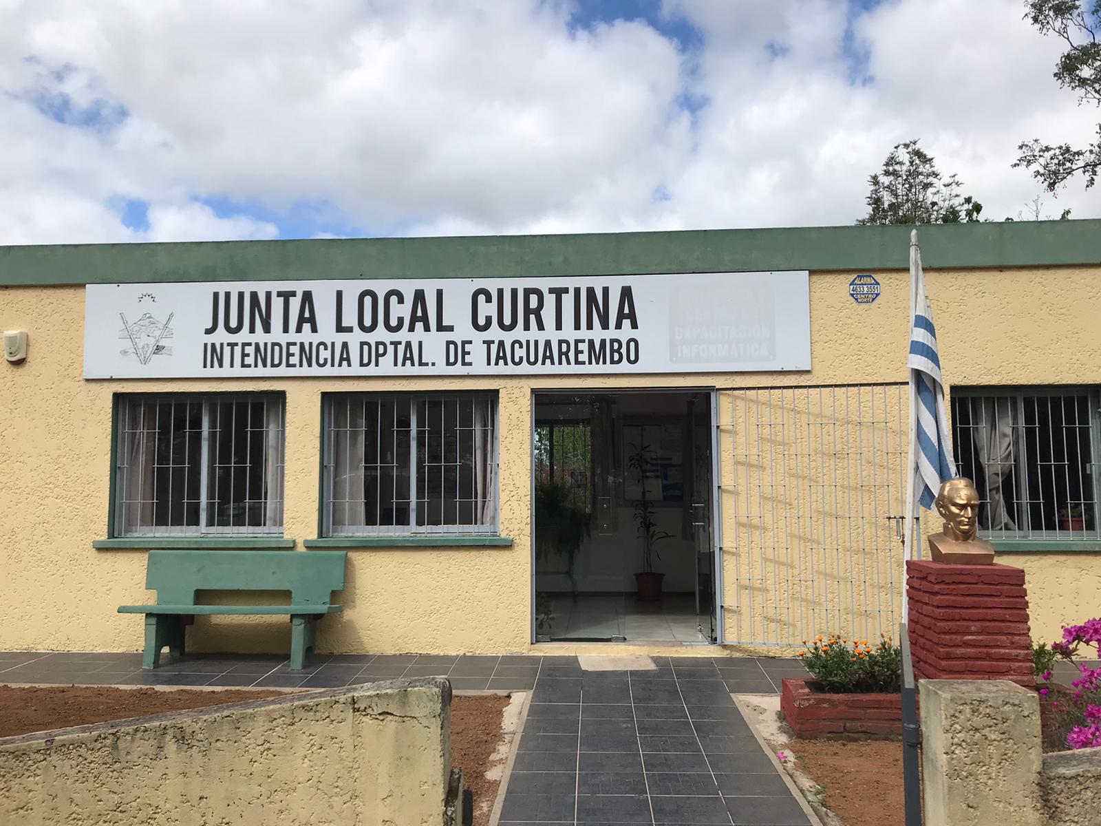 Entrega de equipos desfibriladores