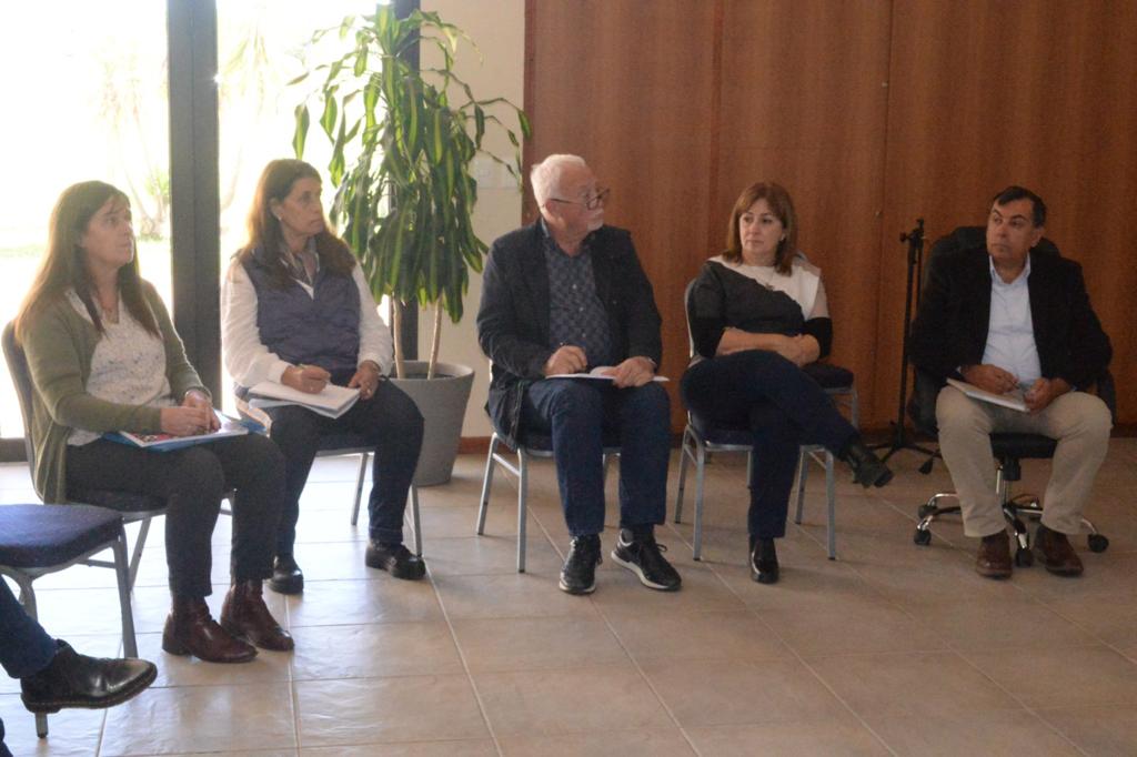 Técnicos de las intendencias de la Región Noreste recibieron al Director Nacional y experto internacional en Ordenamiento Territorial