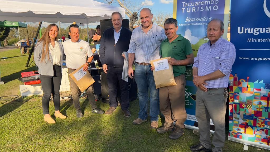 Feria de Paso del Cerro se disfrutó a pleno por la comunidad local y los visitantes