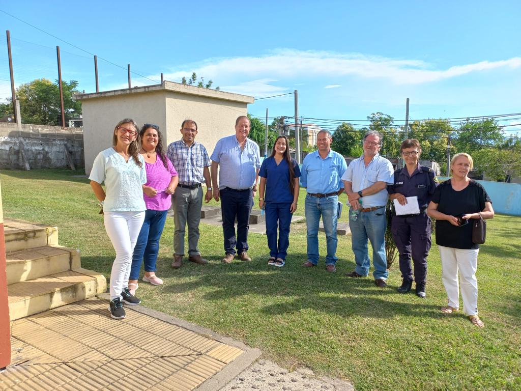 Ezquerra completó la recorrida por los Centros de Barrio