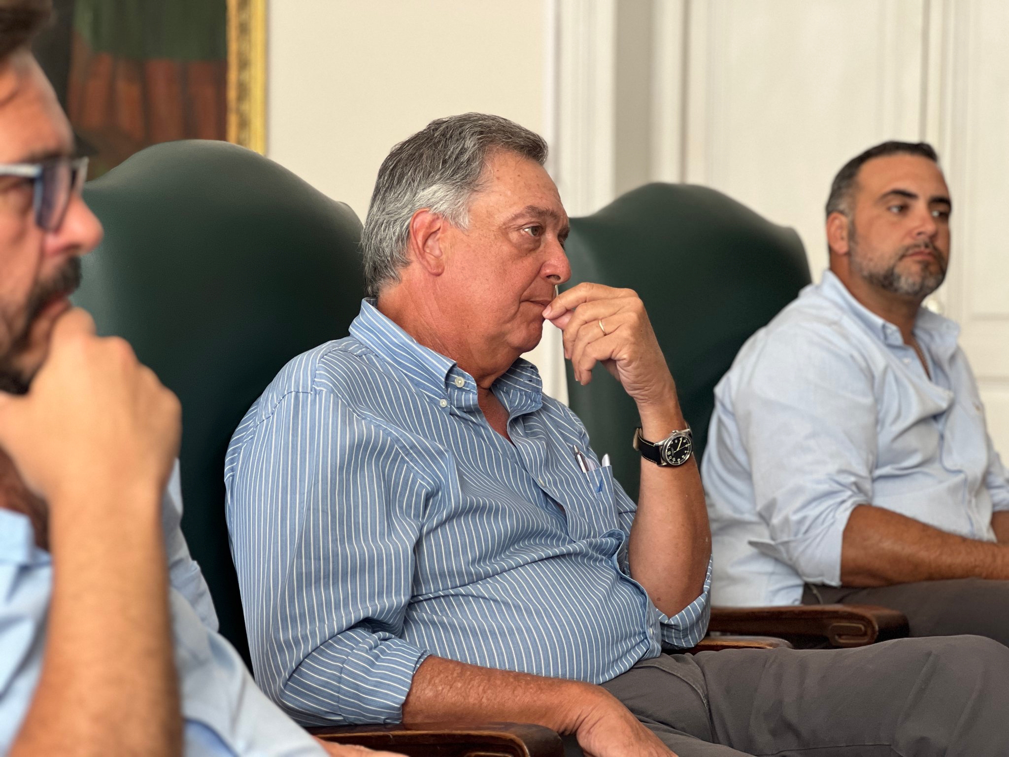 Intendente Ezquerra recibió al ministro de Ganadería y su equipo