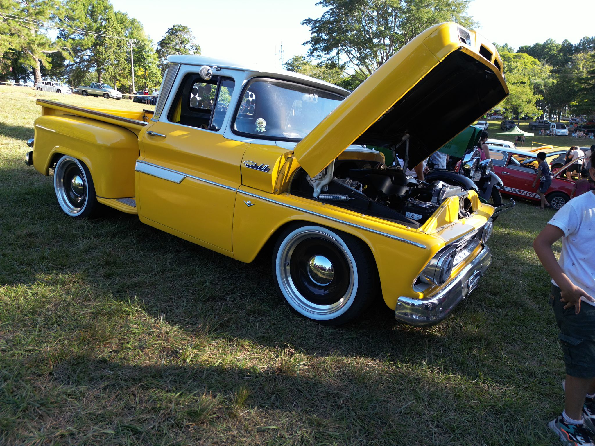 Miles de personas se sumaron al encuentro de carritos de rulemanes y otras actividades en Balneario Iporá