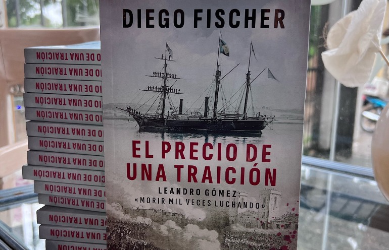 Diego Fischer presenta “El precio de una traición” en el Teatro Escayola