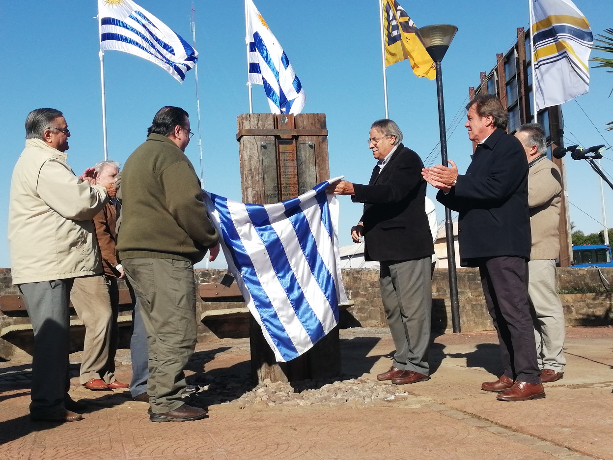 Se descubrió piedra fundamental del ferrocarril central
