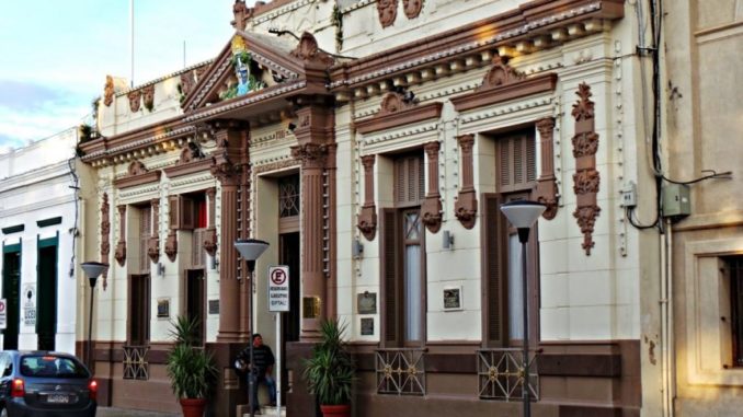 Nómina de Admitidos y Re Admitidos para los Hogares Estudiantiles