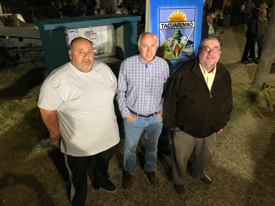 Con una inversión cercana a los 3 millones de pesos quedó habilitada la Red de Alumbrado Led en Barrio Artigas.