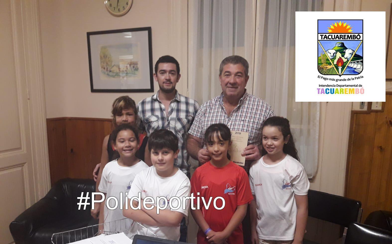 Niños del Plantel de Natación visitaron al Secretario General