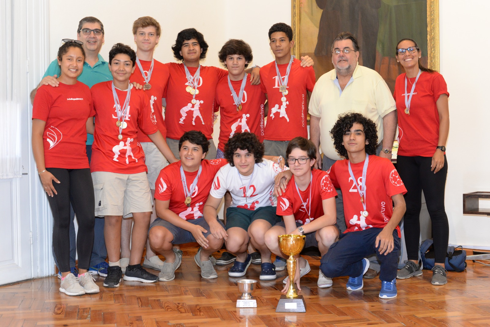 Campeones Nacionales de Handball visitaron al Intendente Eber Da Rosa en el Despacho Principal para agradecerle el apoyo brindado