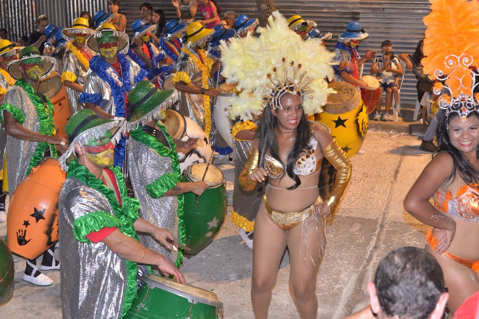 Hoy se conocerán los ganadores de las menciones especiales en Murgas y Comparsas del Carnaval 2020