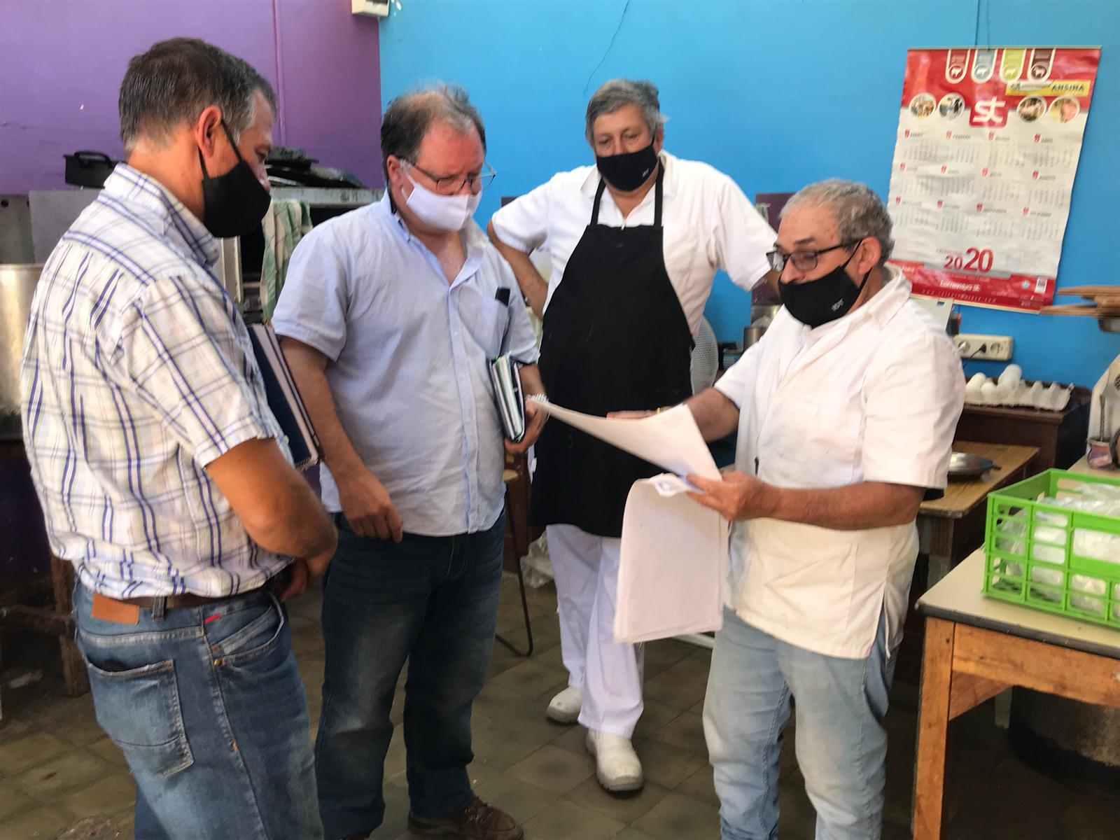 Un Ombú crece en el Hongo