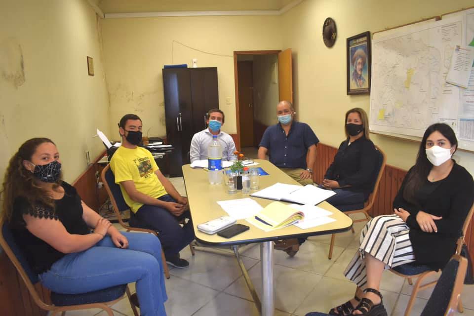 Primeras reuniones en los Municipios