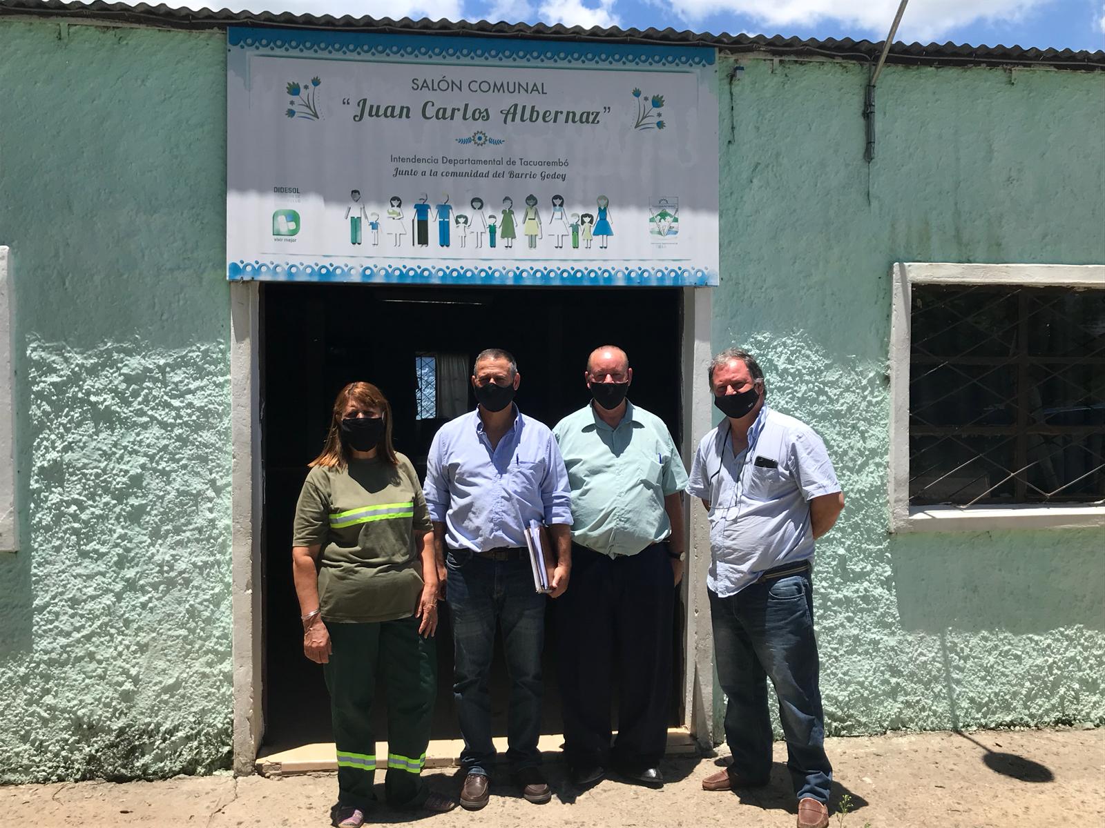 Curso de herrería y salón de informática en Barrio Godoy