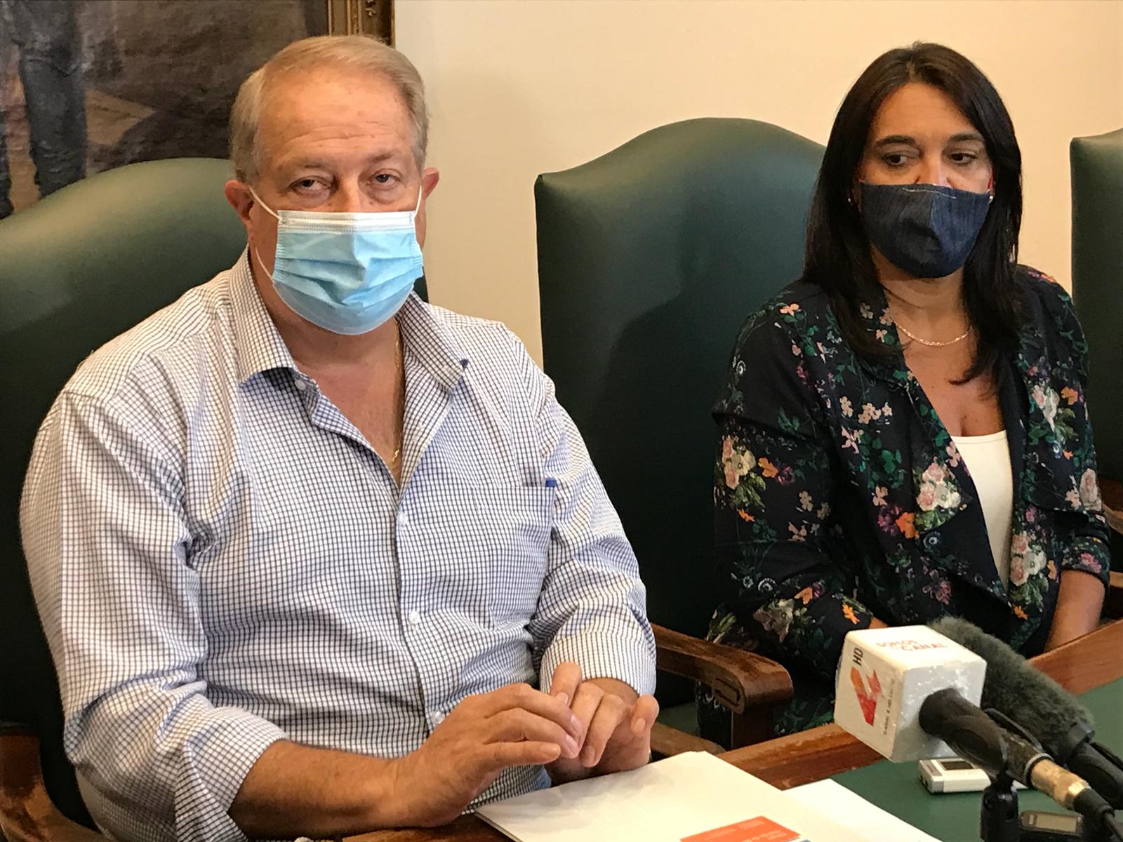 El Intendente Wilson Ezquerra recibió en el despacho principal a la Pte. de la ANDE, economista Carmen Sánchez