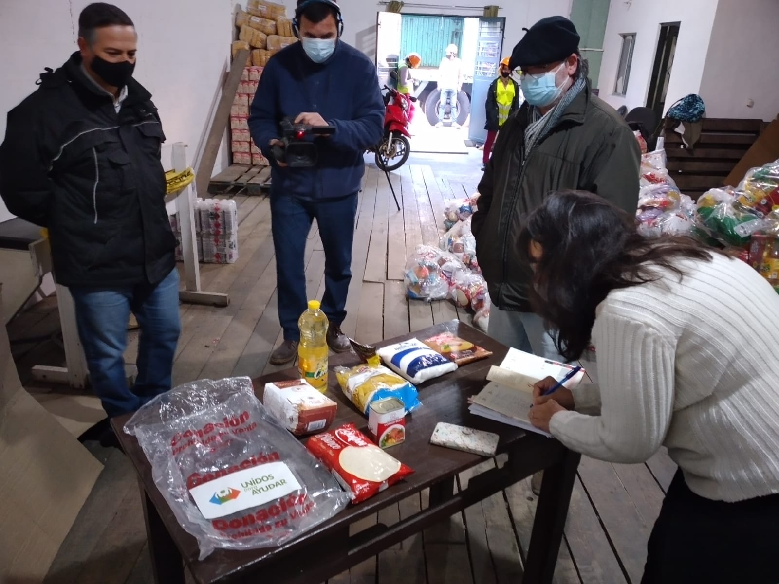 La Intendencia recibió 2000 canastas del Programa Unidos para ayudar