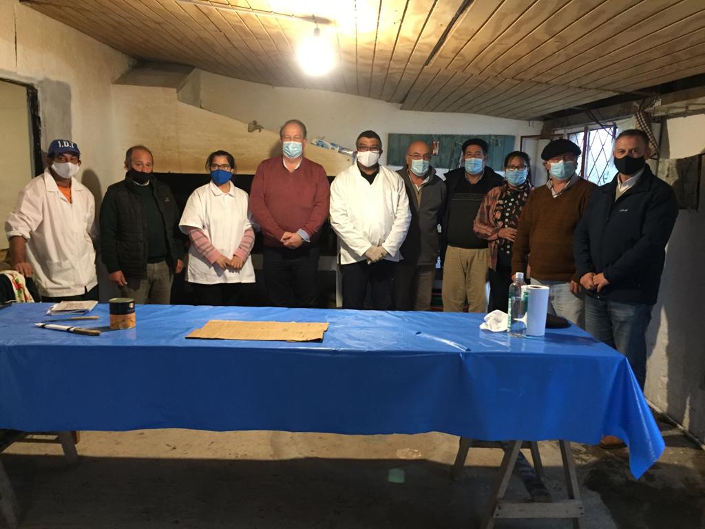 El intendente Wilson Ezquerra, entregó más canastas este miércoles por la zona norte del Departamento