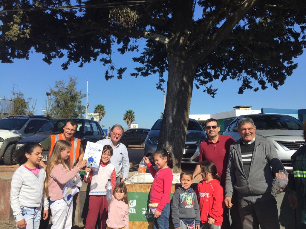 Centros de Barrio celebraron con alegría el Día del niño