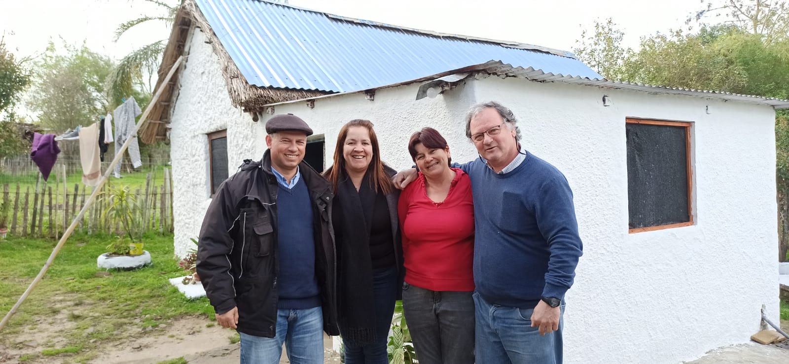 IDT entregó canastas alimenticias y materiales de construcción a familias vulnerables en zonas rurales del este del departamento