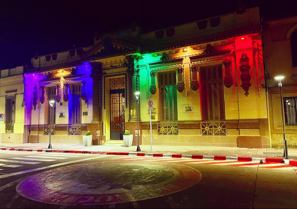 Mes de la Diversidad: marcha, show musical y fachadas iluminadas