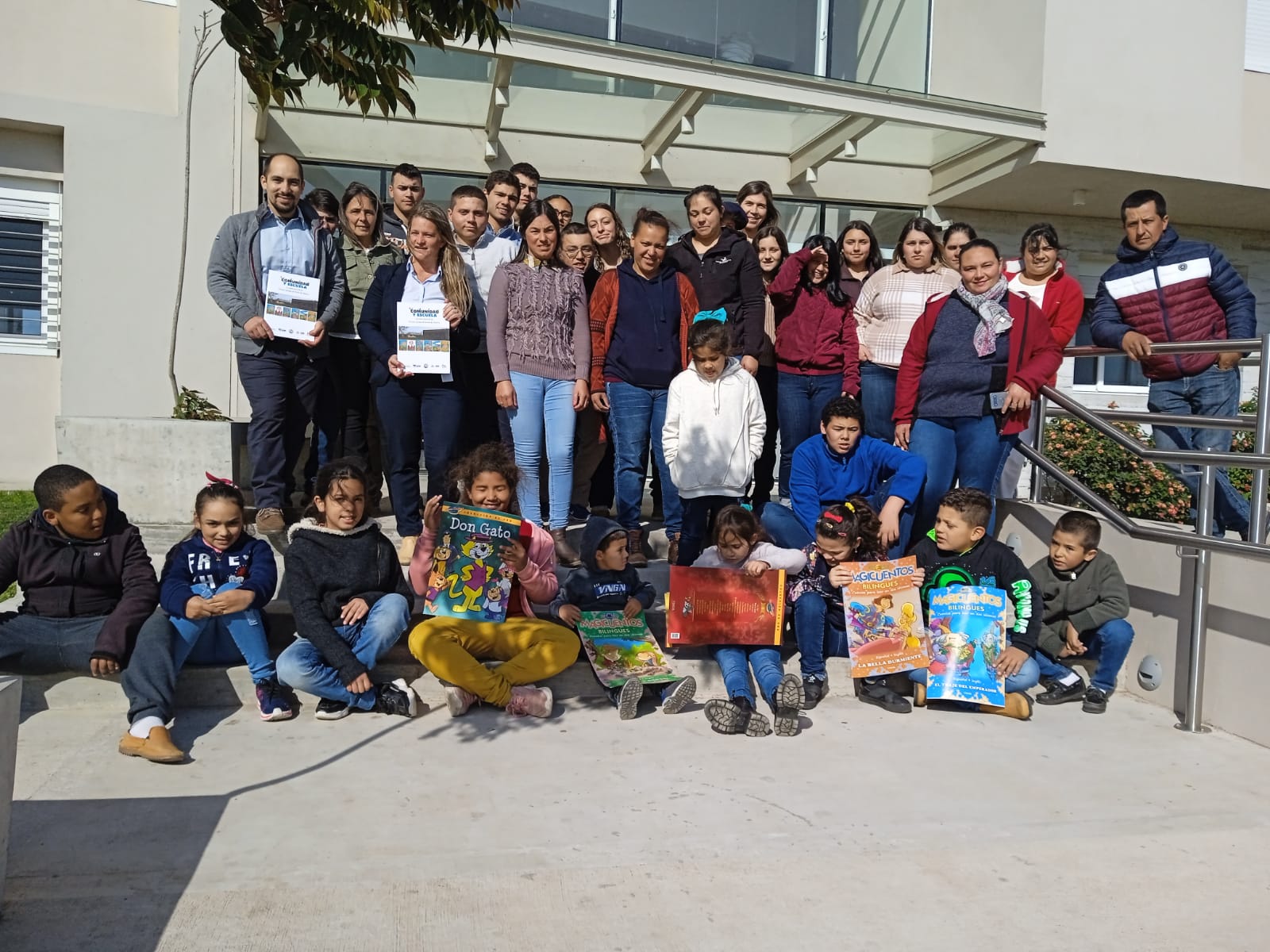 Estudiantes de la Escuela Rural de Rincón de Pereira visitaron la Residencia Universitaria
