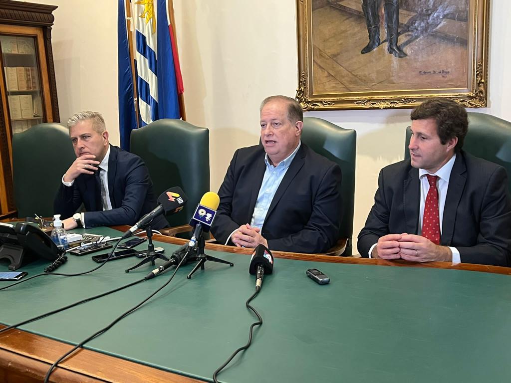 Ezquerra remarcó el concepto de descentralización tras sesión del Banco Central del Uruguay en Tacuarembó