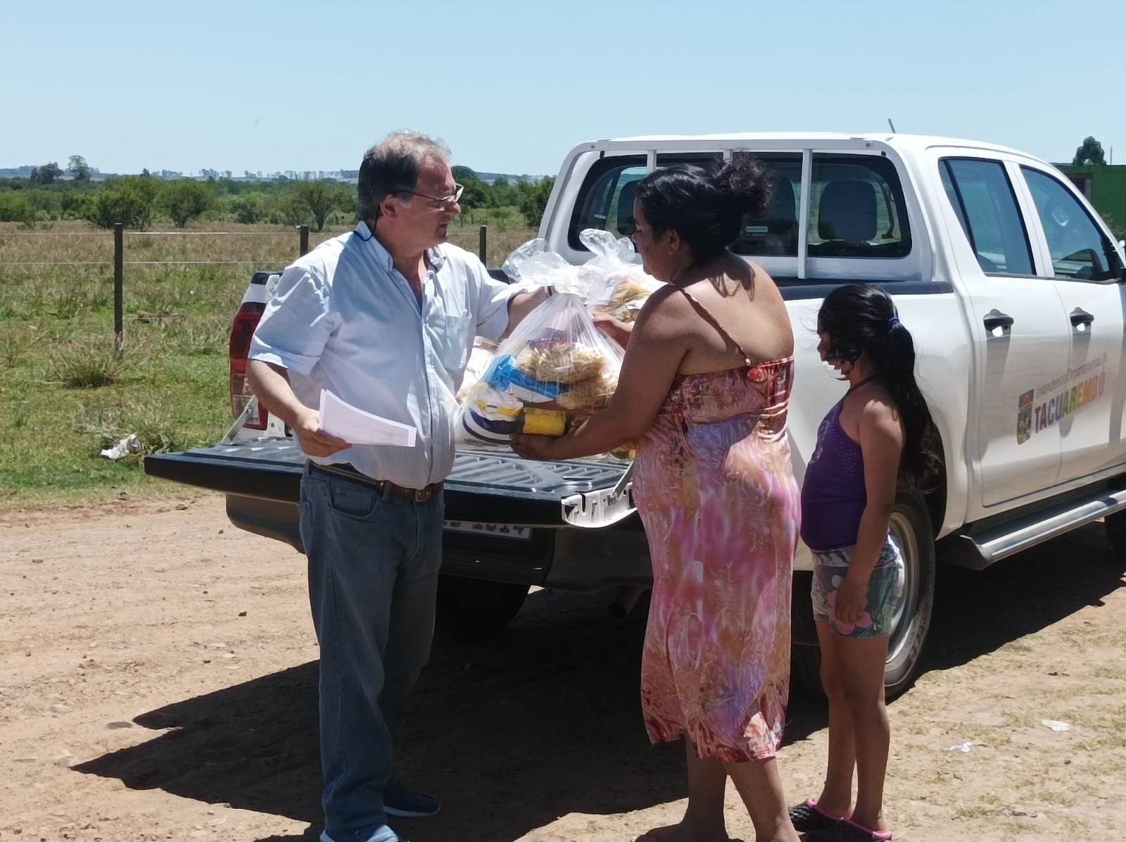 IDT entregó canastas a 20 familias de Rincón de los Taños