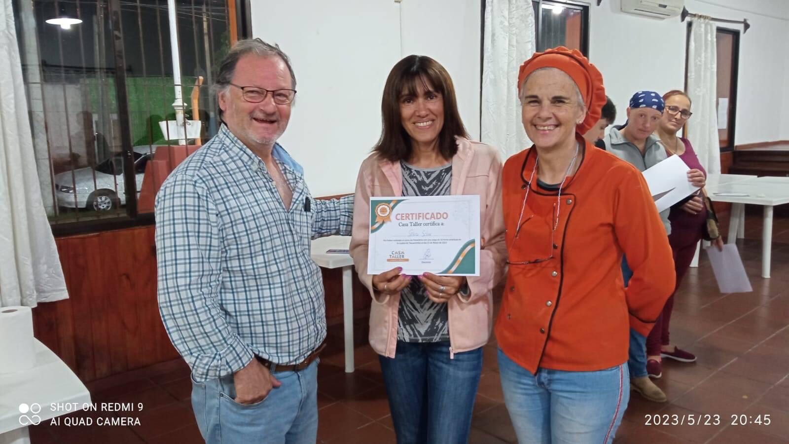 Culminó el curso de panadería en el Centro del Barrio Nº 6 «Unión Europea»