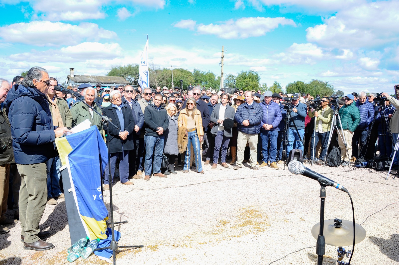 Intendente Wilson Ezquerra acompañó a Lacalle Pou en la inauguración de obras en tramo de la Ruta 6