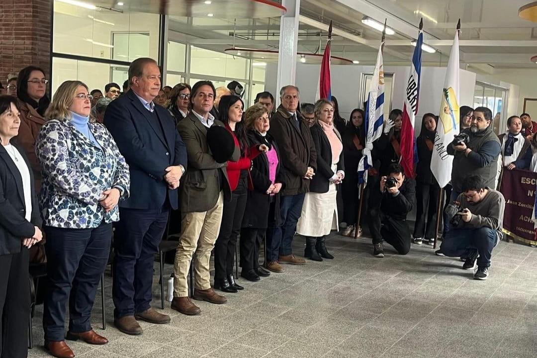 Lacalle Pou y Wilson Ezquerra inauguraron el nuevo edificio del Liceo rural de Achar