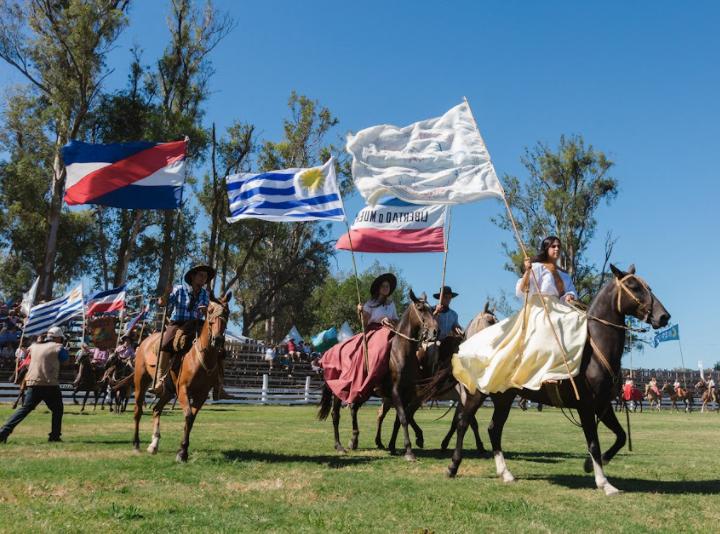 Lanzamiento de la 38ª edición de la Fiesta de la Patria Gaucha en Montevideo