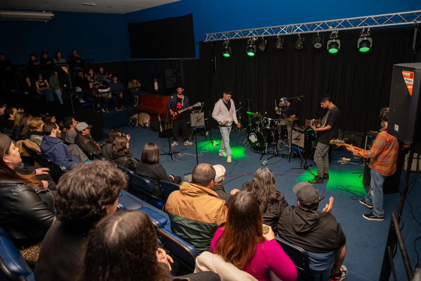 Jóvenes del rock hicieron vibrar la Sala Brocco con el Pulso Rock Fest Invierno