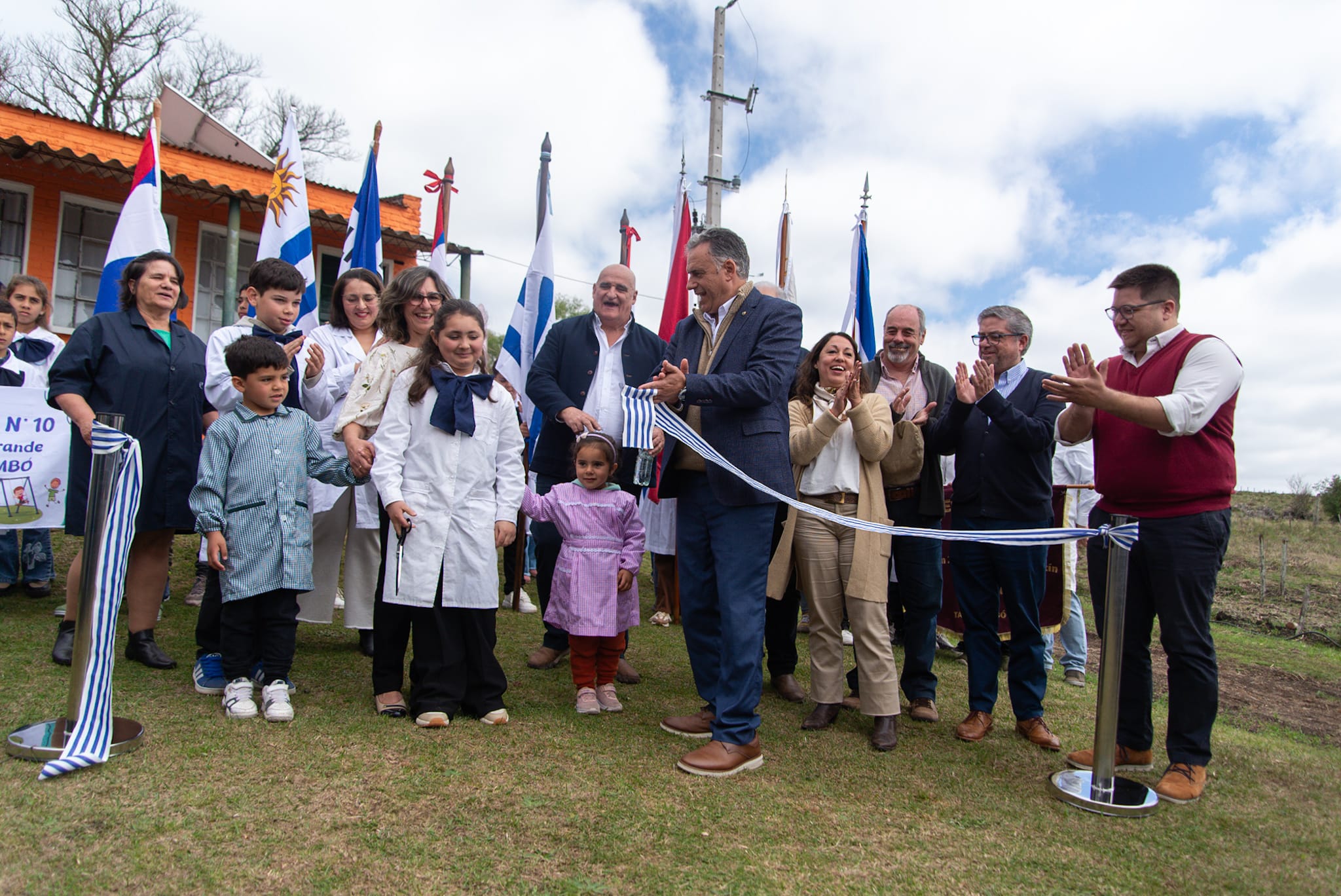 La electrificación rural llegó a San Benito