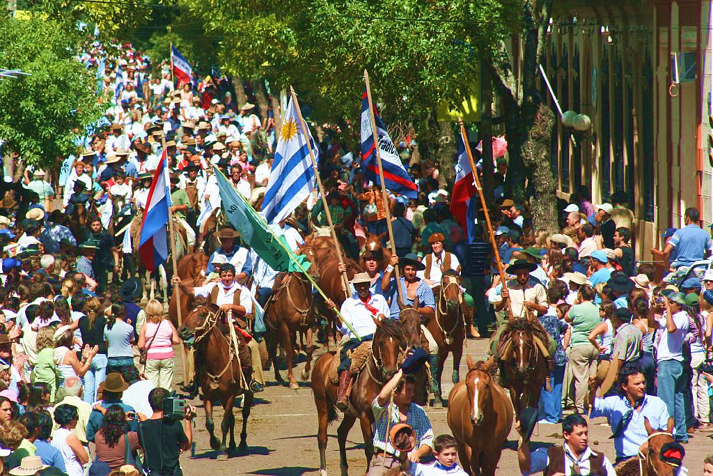 Patria Gaucha, presentación en Rivera